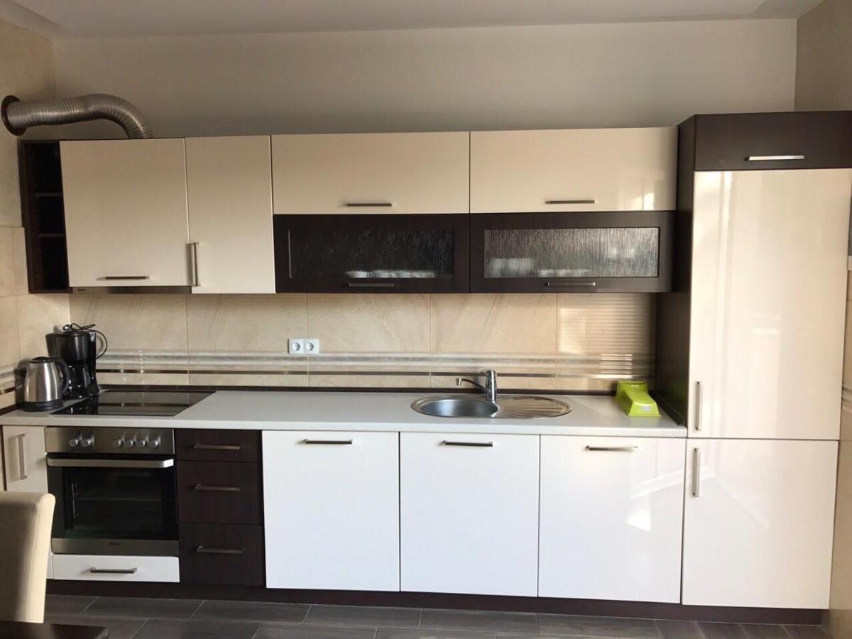 Apartmani Iva 维尔 外观 照片